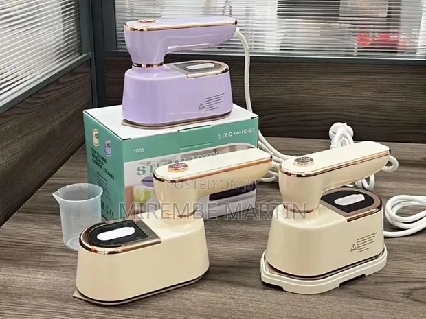 Rotating Travel Steam Iron - 1