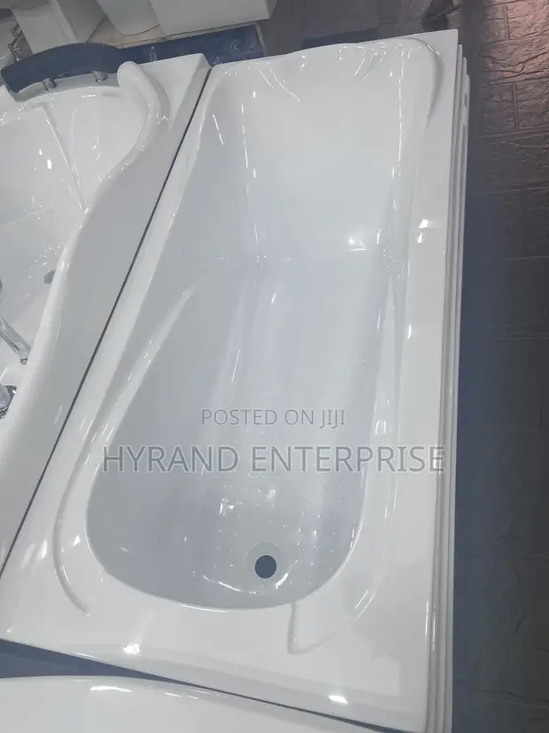 Brand New Standalone Bathtub - 1