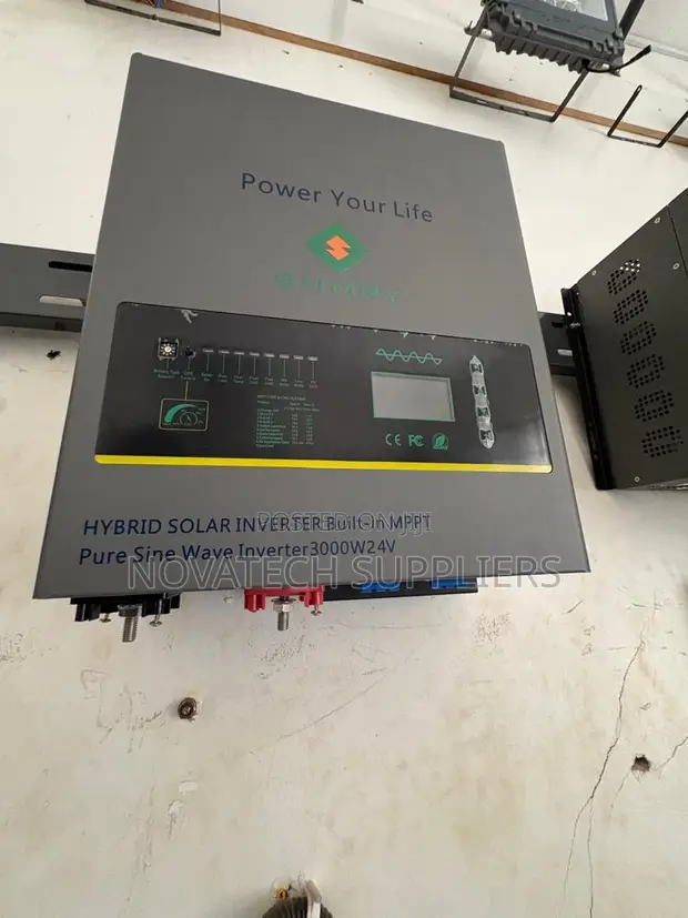 Heavy Duty 3KW Low Frequency Hybrid Solar Inverter 24V - 1