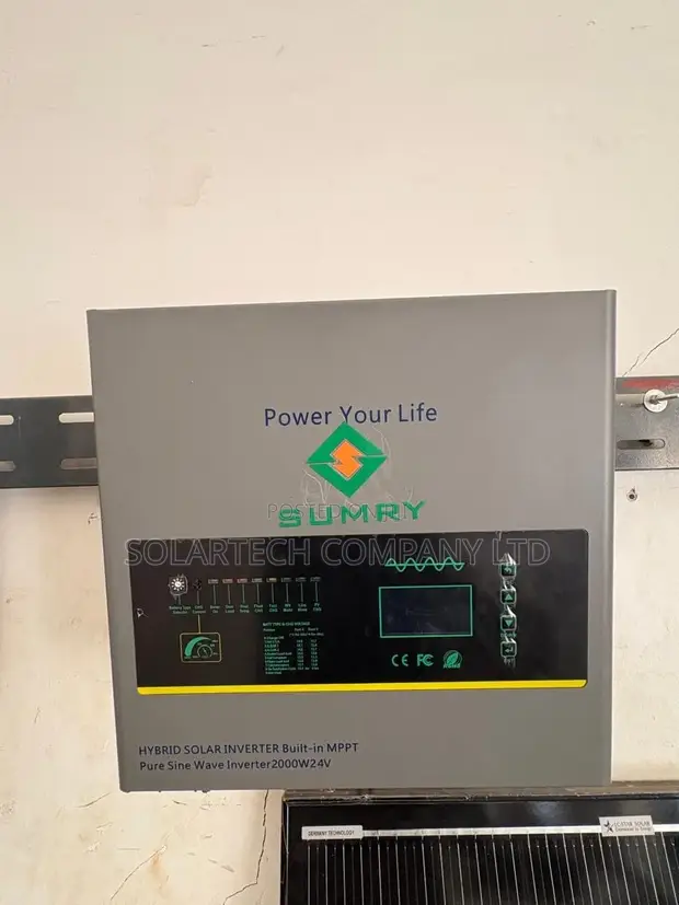 2KW Low Frequency Hybrid Solar Inverter (24V, 35-150V PV) - 1