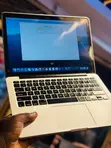 Apple MacBook Air 13" (2017) - Intel Core i5, 8GB RAM, 256GB HDD - 4