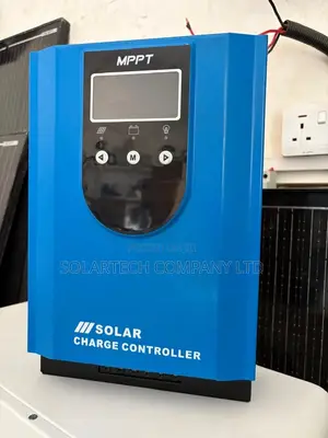 100A MPPT Solar Charge Controller - Auto Battery Detection