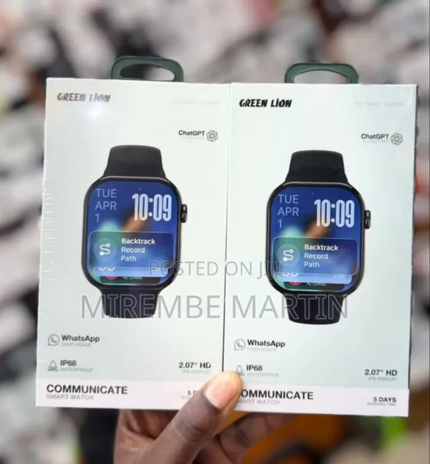 Green Lion Communicate Smart Watch with WhatsApp Chat & Voice - 1