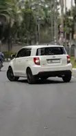 Toyota IST 2010 White - 1
