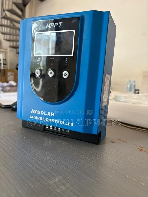 Smart 40A MPPT Solar Charge Controller 12V/24V Auto - 1