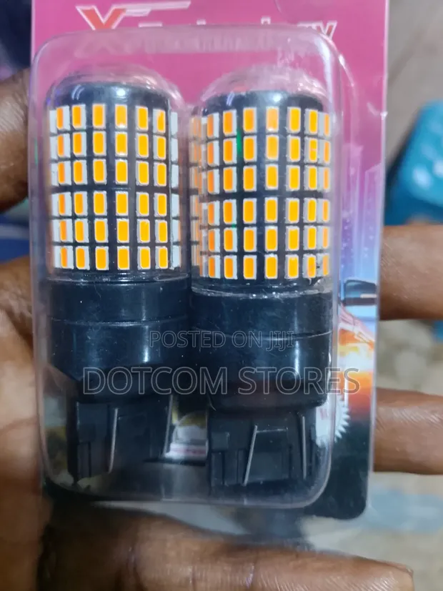 Dual Color Switchback LED White Amber Bulbs - 1