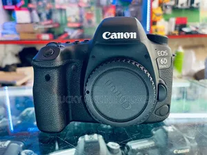 Canon EOS 6D Mark II