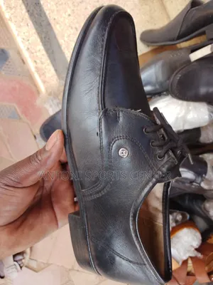 Oxford Shoes Size 40