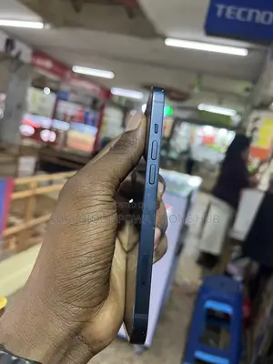 Apple iPhone 13 128GB Blue