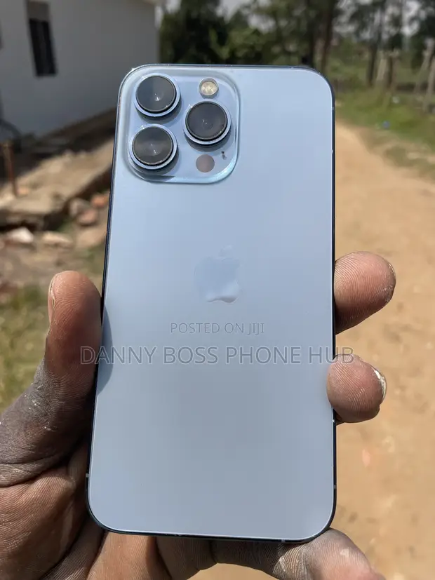 Apple iPhone 13 Pro 512GB Gray - 1