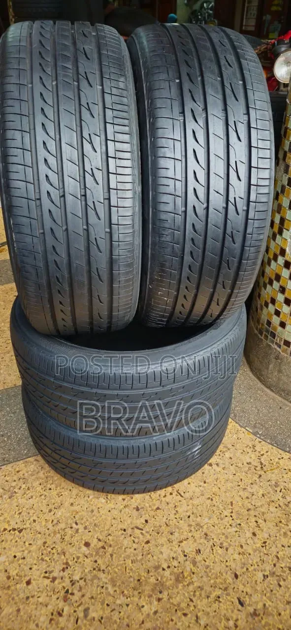 225/40R18 Bridgestone Foreign Used Tires - 1
