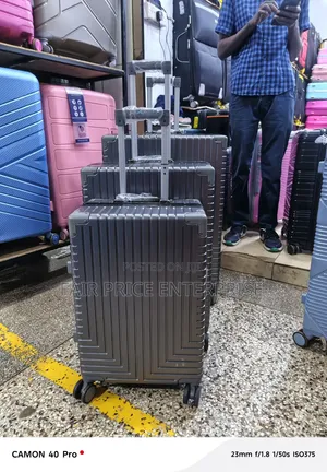 Goodpatner Aluminum Plastic Suitcases - Full Set