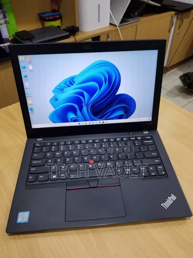 New Lenovo ThinkPad X280 Laptop - 16GB RAM, 256GB SSD - 1