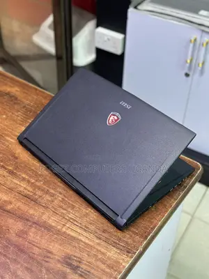 MSI GS73VR 7RF Stealth Pro Laptop