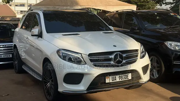 Mercedes-Benz GLE-Class 2017 White - 1