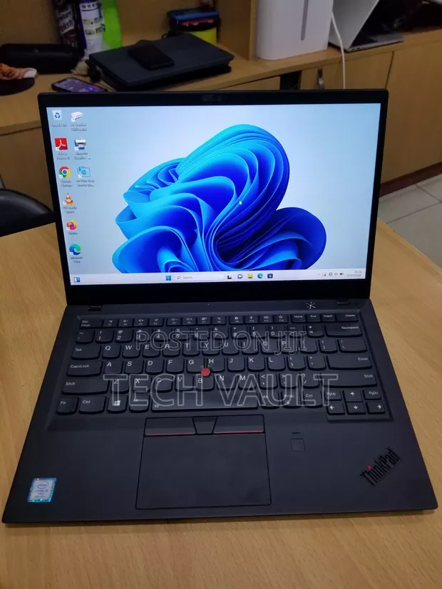 New Lenovo ThinkPad X1 Carbon Laptop - 1