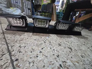 Universal 4x4 Off-Road Roof Pod Light Bar