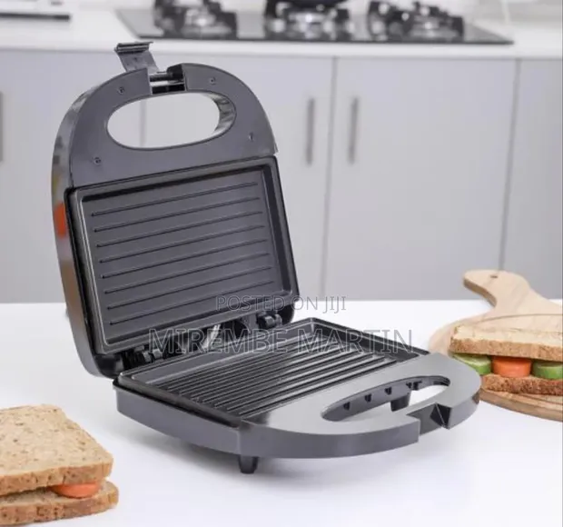 Portable 700W 2-Slice Grill Maker with Non-Stick Plates - 1