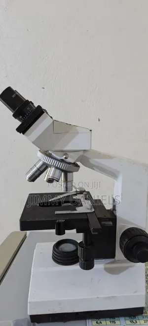 Used Microscope with Working Objective Lenses