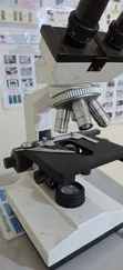 Used Microscope with Working Objective Lenses - 3