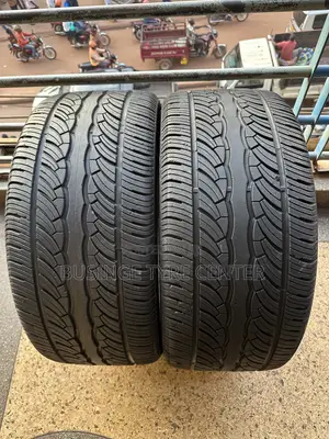285/35ZR22 Japan Foreign Used Tires
