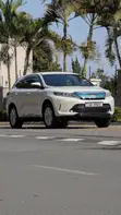 Toyota Harrier 2017 White - 4