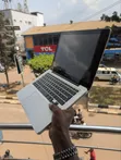 Apple MacBook Air 2010 4GB RAM 320GB HDD - 4