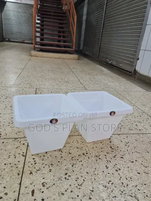 Plastic Flower Pots - Brand New