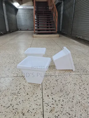 Plastic Flower Pots