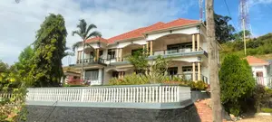 6-Bedroom House for Sale in Nsangi