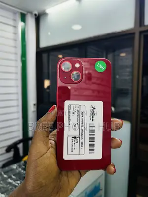 Apple iPhone 13 128GB Red