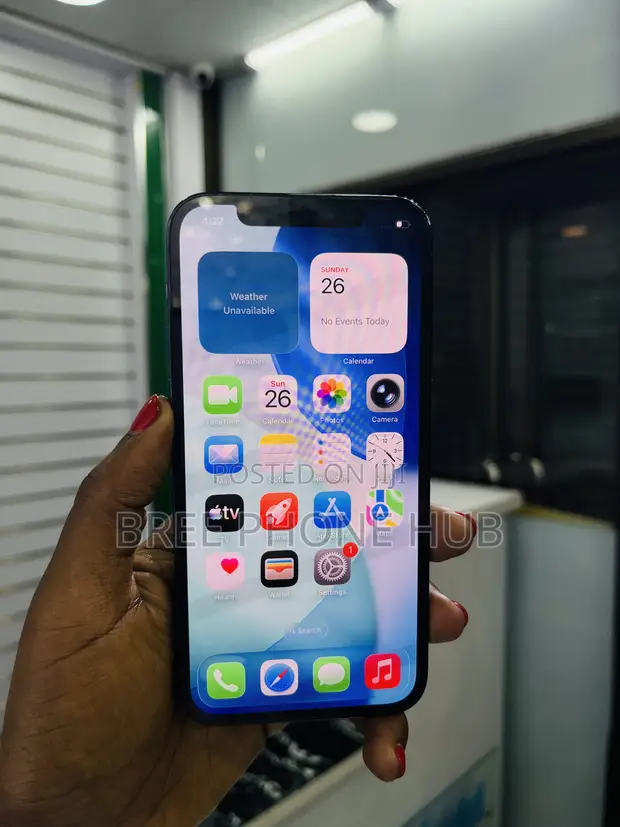 Apple iPhone 12 Pro 128GB Blue - 1
