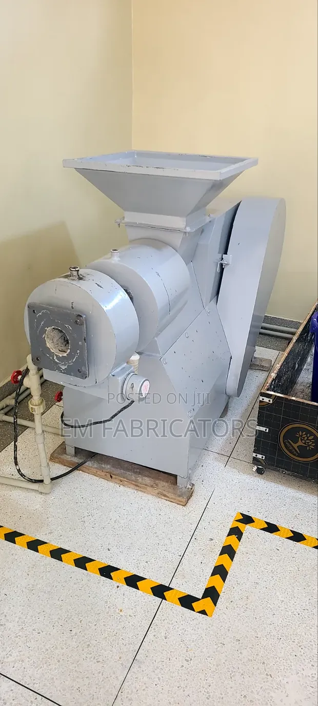Semi Automatic Soap Making Machine - 600 Bars/Hr - 1