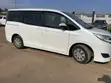 Toyota Noah 2.0 FWD (8 Seater) 2018 White - 4