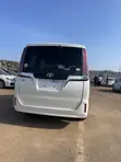 Toyota Noah 2.0 FWD (8 Seater) 2018 White - 5