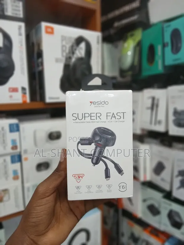 Yesido Y61 53W Super Fast Car Charger with Retractable Cables - 1