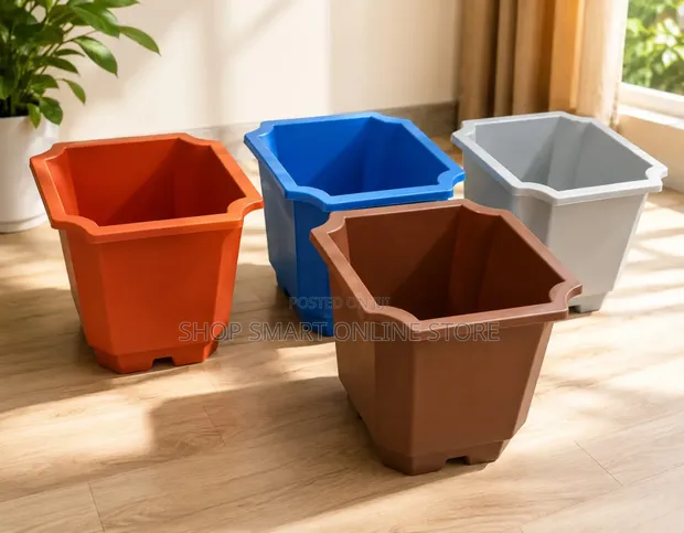 Minamive Plastic Flower Pots (Brand New) - 1