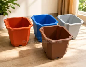 Minamive Plastic Flower Pots (Brand New)