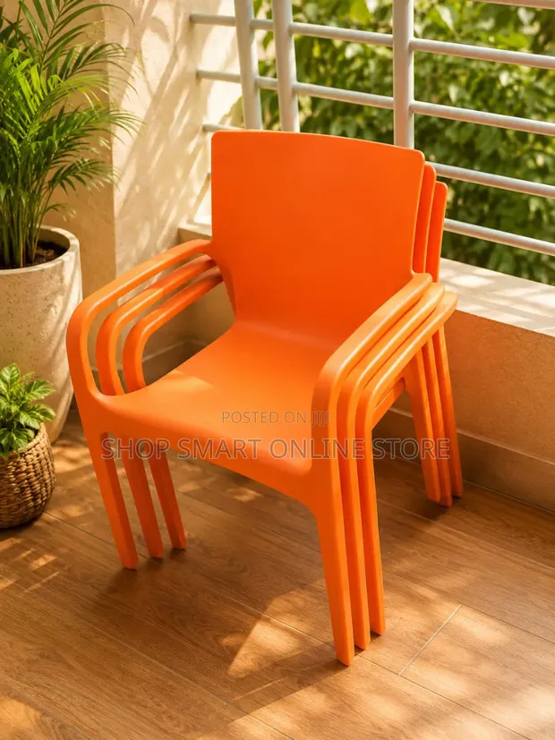 VIP All Size Plastic Chairs - 1