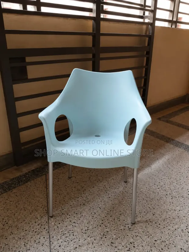 Heavy Duty Stackable Outdoor Plastic Chairs (White) - 1