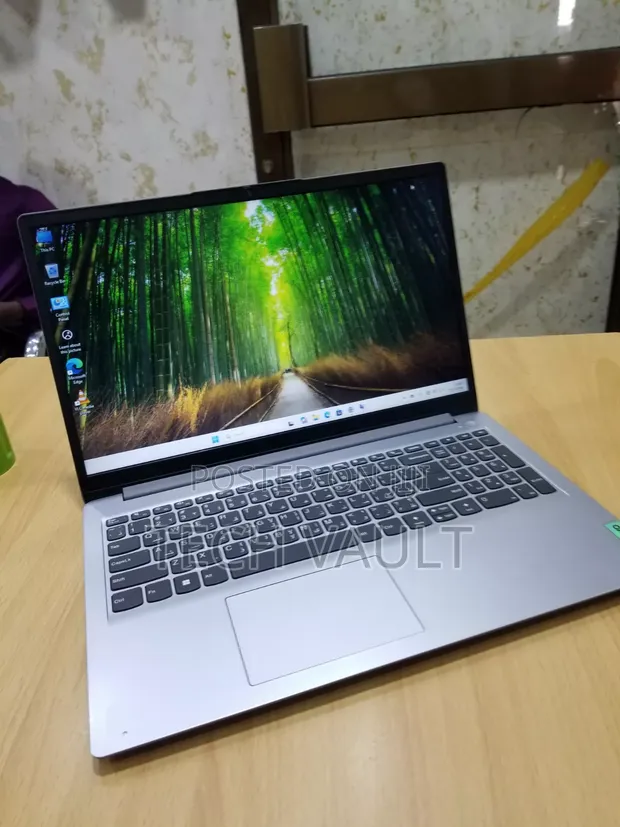 New Lenovo IdeaPad S530 Laptop - Intel Core i7, 4GB RAM, 256GB SSD - 1