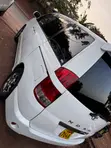Toyota Noah 2005 White - 4