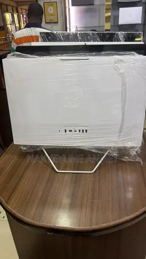 HP All-in-One Desktop Computer - Intel Core i5, 16GB RAM, 512GB SSD