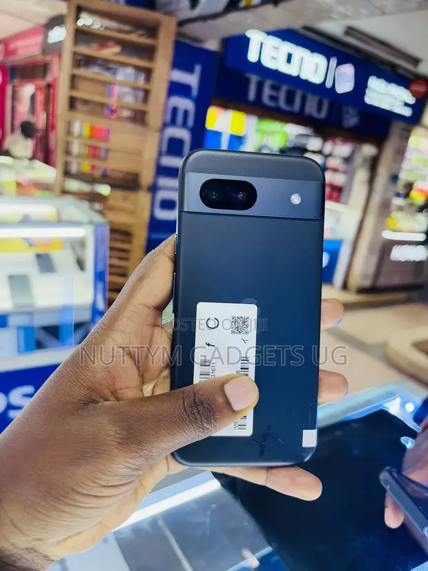 Google Pixel 8a 128GB Black - 1