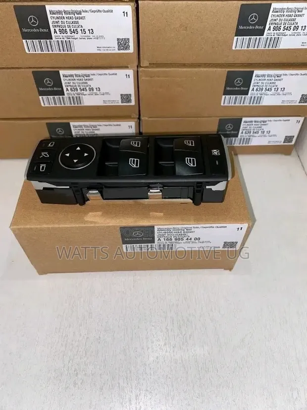 Mercedes-Benz Master Switch Controls - 1