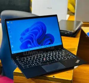 Lenovo ThinkPad X1 Carbon Gen 7 Laptop