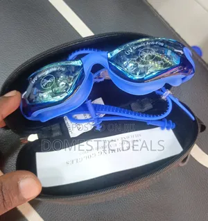 Blue Swimming Goggles with UV Protection