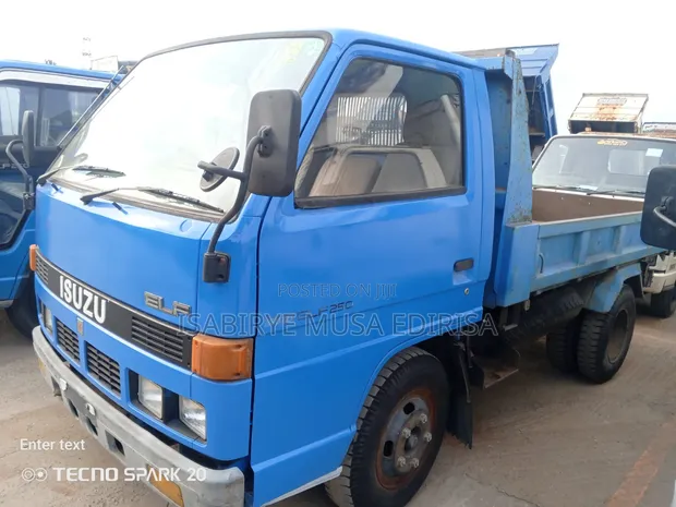 Isuzu 4BE1 Dump Truck - 1