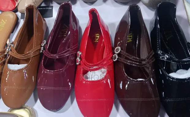 Zara Flat Shiny Pumps - 1