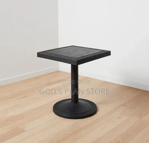 Lightweight Plastic Table for 4 People - Bars & Dining - 1